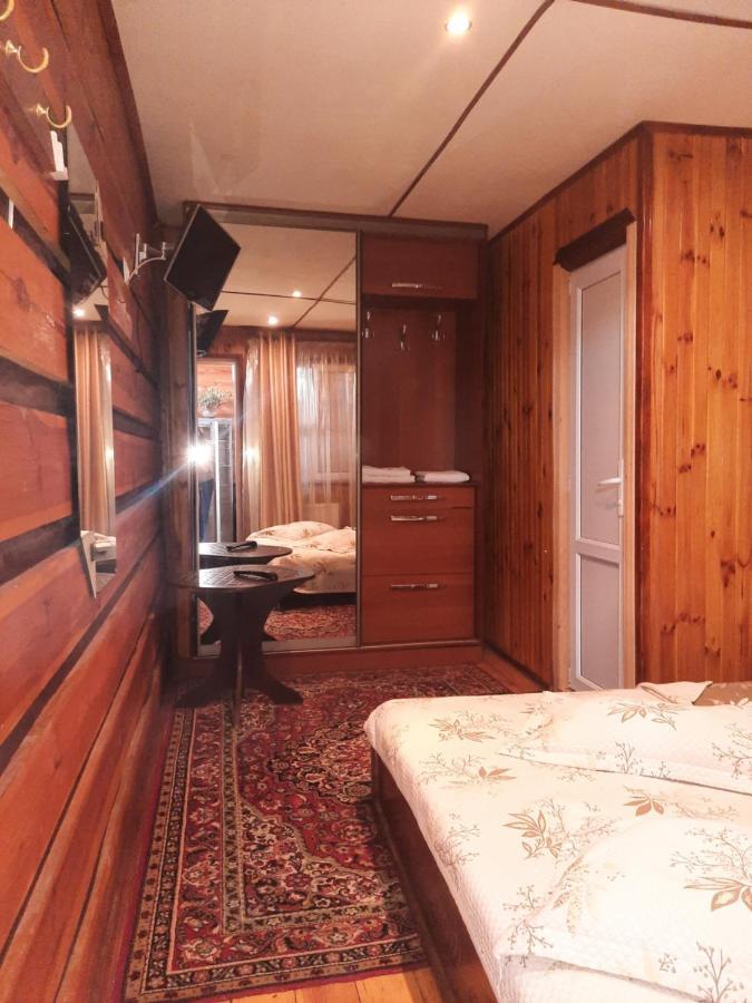 Kitech Guest House Odessa Esterno foto